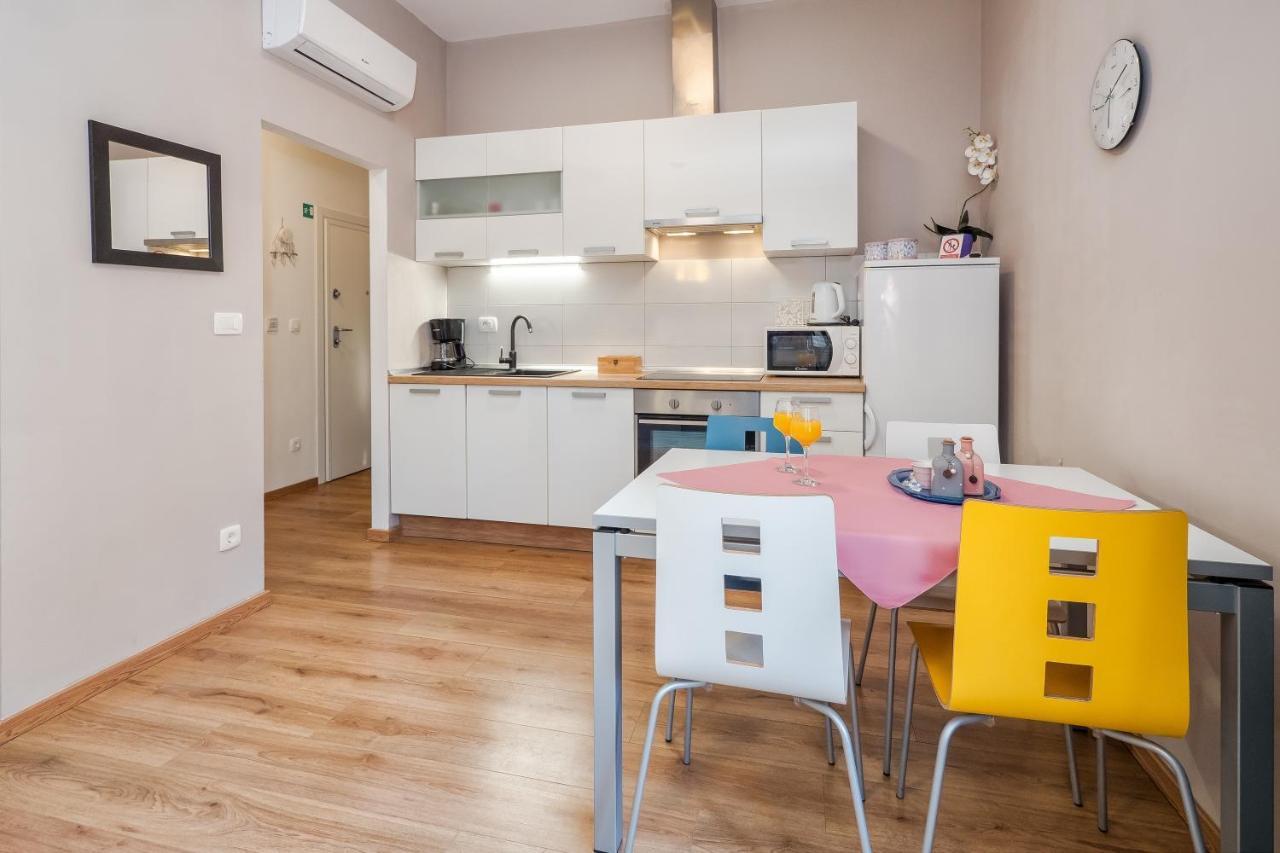 Apartment Queen Teuta In The Heart Of Split Historical Heritage Exteriör bild